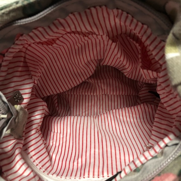 Robin Ruth Canvas Rose Barcelona Crossbody Bag - Picture 5 of 6